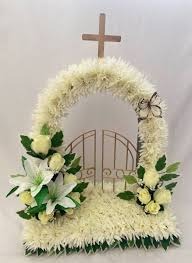 "Gates of Heaven" 3D Funeral Tribute – White Chrysanthemum & Lily Memorial Arrangement